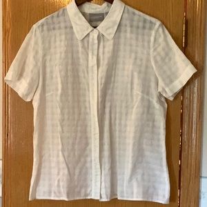 White, Short sleeve Liz Claiborne Blouse, size 16